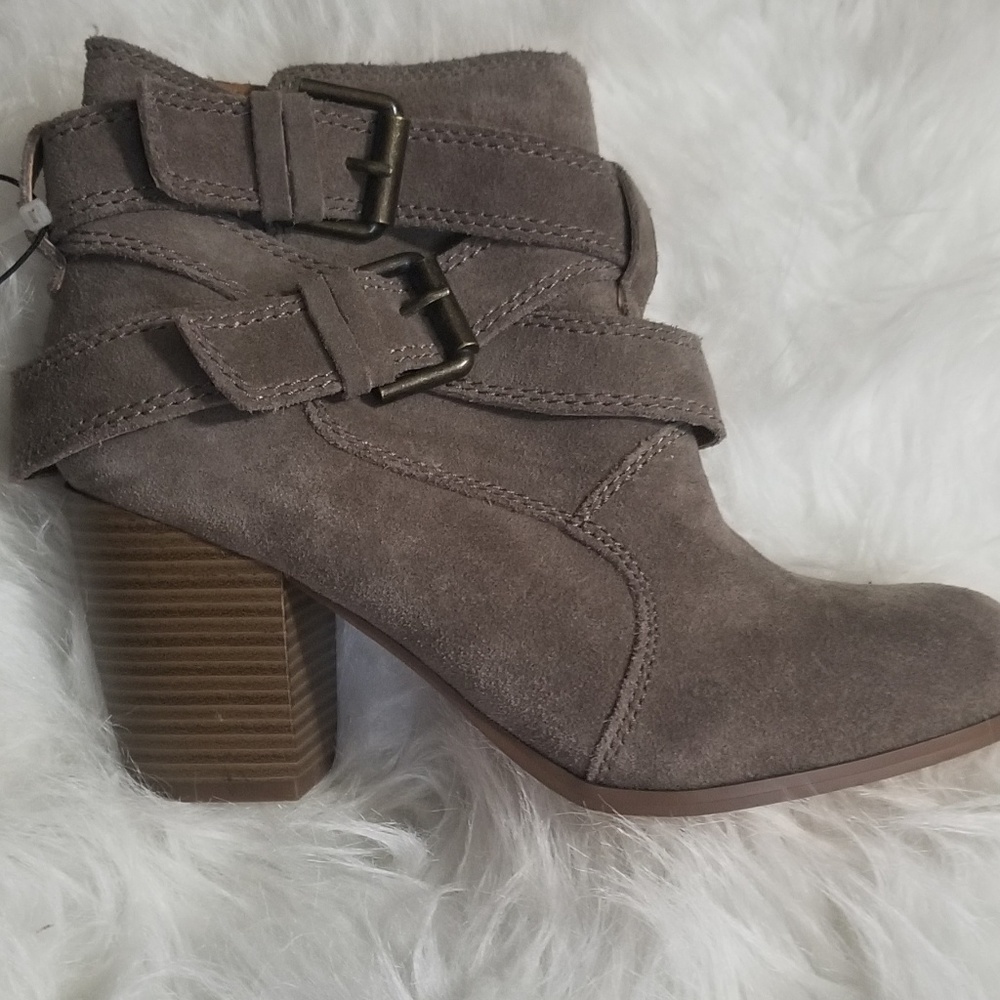 Real leather suede boots